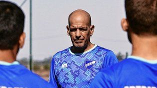 Pablo Suárez dirigirá a Atlético Paraná.