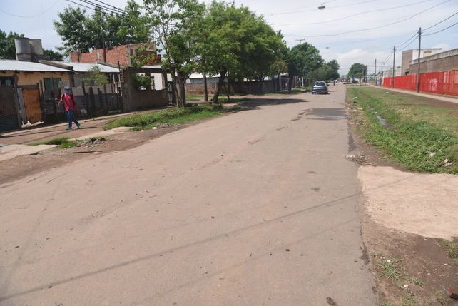 La calle Qom (continuación de Garzón) y Magallanes