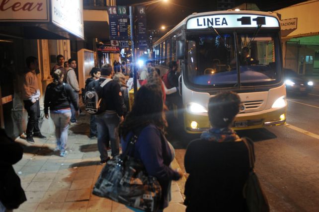 colectivo linea de noche