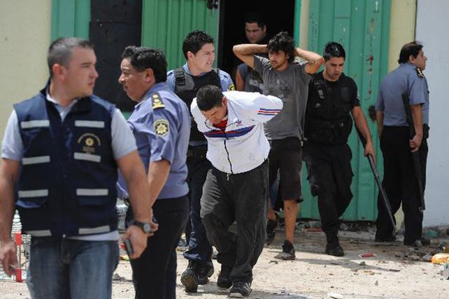 Tres heridos y 25 detenidos en un intento de saqueo en Villa Gobernador Gálvez