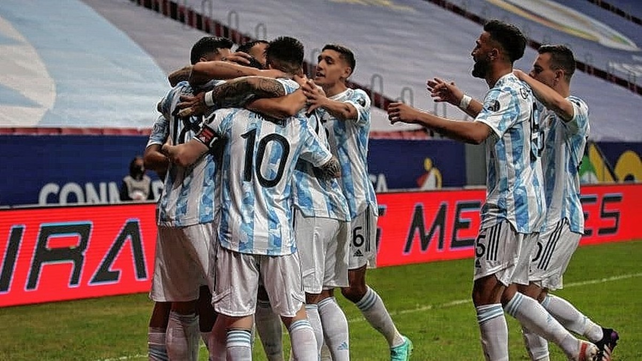 Argentina pisó fuerte ante Uruguay con un Messi encendido