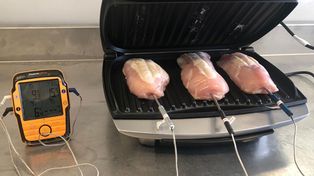 El equipo de investigación del INTA y la Universidad Nacional de Entre Ríos añadieron, con técnicas de marinado, aceites Omega-3 &nbsp;de algas marinas a la carne aviar con amplios beneficios para el producto y los consumidores.