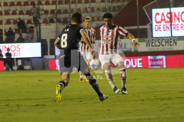 Unión puso garra y corazón para levantar cabeza en Santa Fe