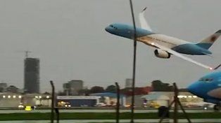 Después de la polémica, renunció el piloto del avión presidencial