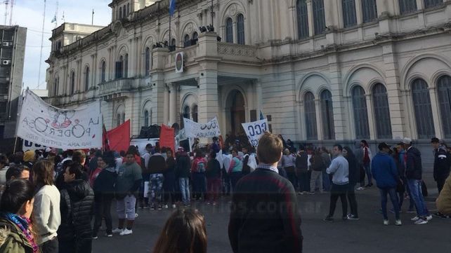 ATE y CTA en estado de alerta por la posible eliminación del Fonavi