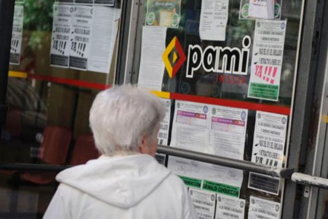 Tabajadores del Pami realizan un paro y sólo son atendidas las urgencias