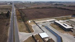 En toda la tira del parque hay instalaciones de distintos rubros como metalúrgica, ferretería industrial, textil, laboratorios, autopartes, insumos para la industria, construcción, industria gráfica y logística.&nbsp;