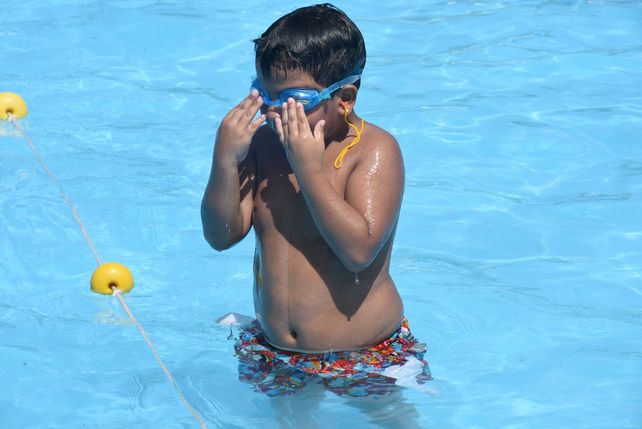 El Parque del Mercado es uno de los polideportivos con mayor espacio que aloja este verano a unos 300 chicos.