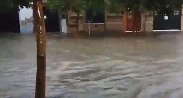 Hay 40 familias evacuadas en Bahía Blanca