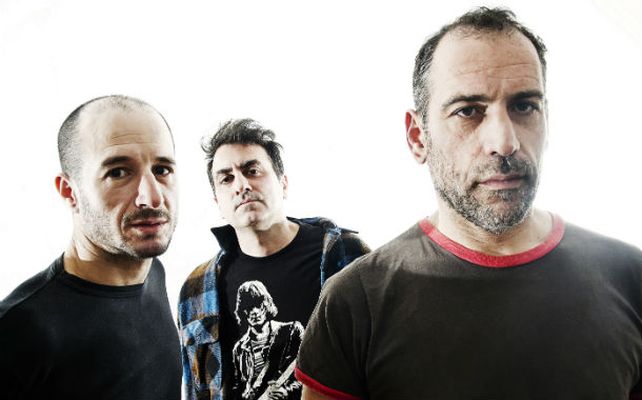 Fernández fue guitarrista y compositor de Pequeña Orquesta Reincidentes