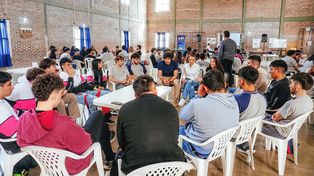 La UIER presentó la iniciativa que apunta a ampliar la visión de los estudiantes secundarios antes de iniciar una carrera.