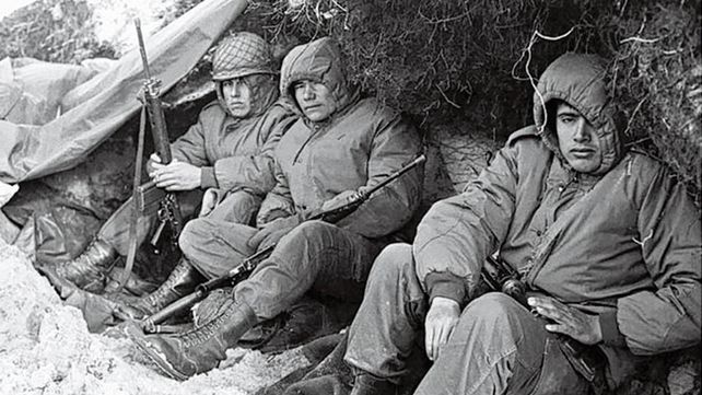 malvinas. Los ex militares están imputados de estaquear a los soldados.
