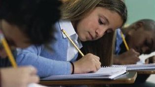 Las cuotas de los colegios privados aumentarían este año un 16%