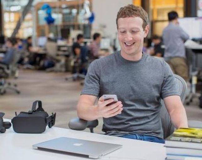 El denominado Día de la Amistad coincide con el 12ª aniversario desde que Mark Zuckerberg pusiera en marcha Facebook.