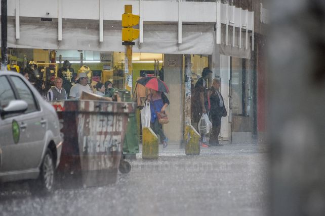 Emiten alerta meteorológico a corto plazo para Entre Ríos