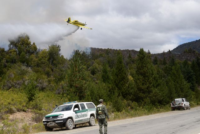 El incendio en la zona de El Bolsón avanzó sobre casi 10 mil hectáreas