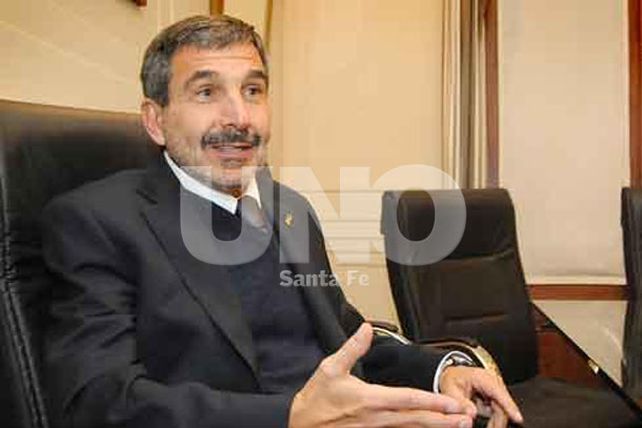 Más investigación en Santa Fe