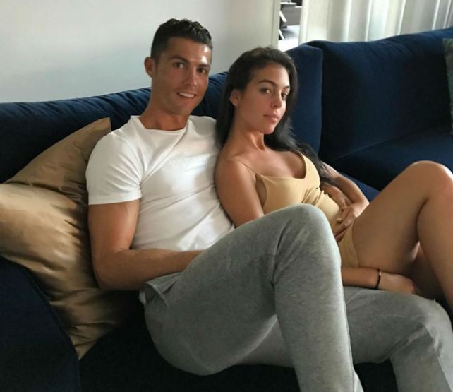 Luego de muchas especulaciones, Cristiano Ronaldo confirmó el embarazo de su novia