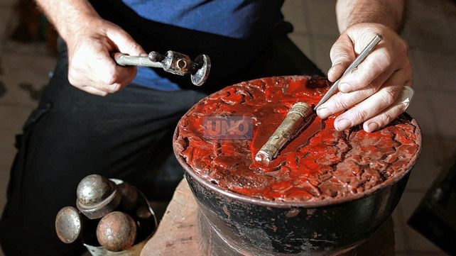 Platería criolla, un oficio ancestral que se mantiene vivo en Entre Ríos