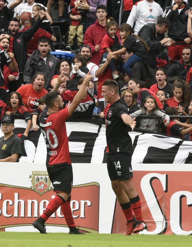 Venga ese abrazo. El Loco Rodríguez
