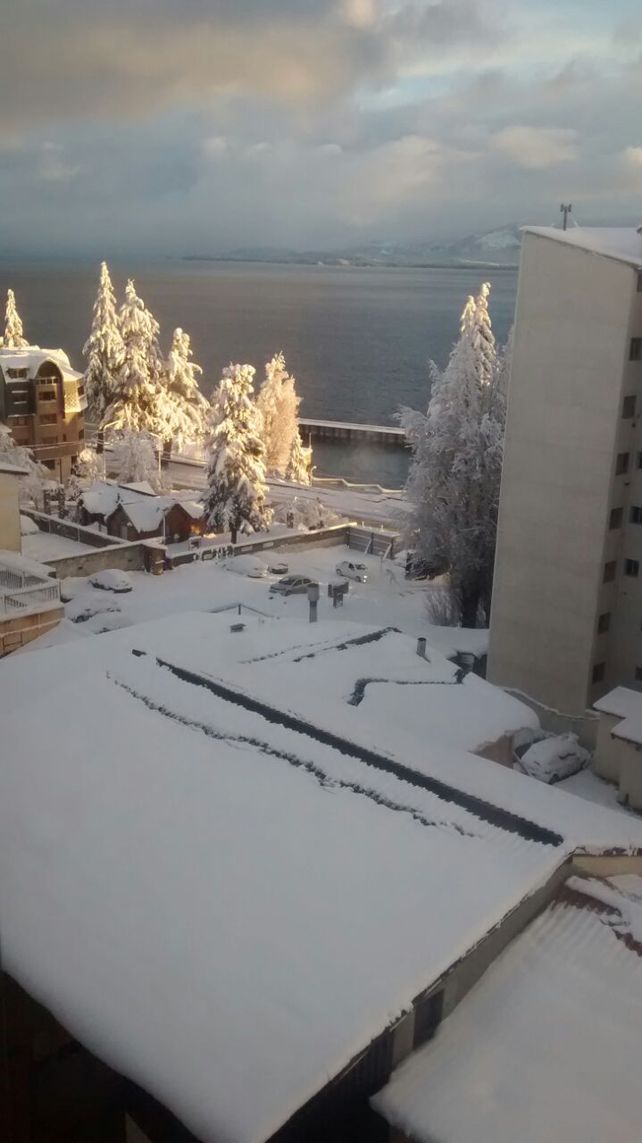 Santafesinos varados en Bariloche: sin fecha de regreso y sin hospedaje en una ciudad saturada
