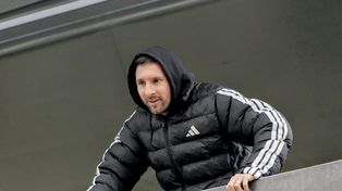 Con Leo en las tribunas y una Arroyo Seco convulsionada, Central Córdoba se anotó un triunfazo ante Leones FC