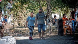 El calor no detiene a los fieles del Gauchito Gil en Paraná