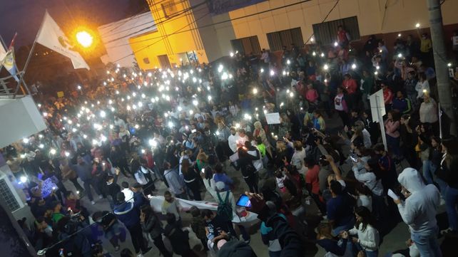 Otra vez Capitán Bermúdez salió a la calle a pedir justicia por un asesinato