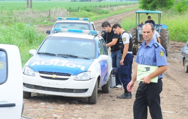 calcinados. Lozada y Chamorro fueron hallados en un Peugeot 307 en un basural a seis kilómetros de Frontera.