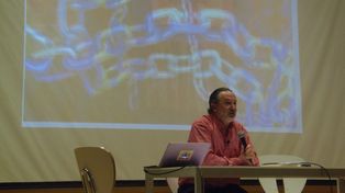 Ricardo Serruya en una de las tantas presentaciones de su libro.&nbsp;
