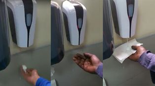 Un dispenser racista: niega jabón líquido a un hombre de raza negra
