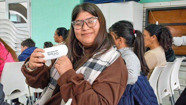 Más de 3.200 niños y adolescentes de Entre Ríos recibieron anteojos gratuitos mediante un programa visual.