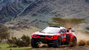 Terranova abandona el Dakar y los hermanos Benavides ingresan en el top 10