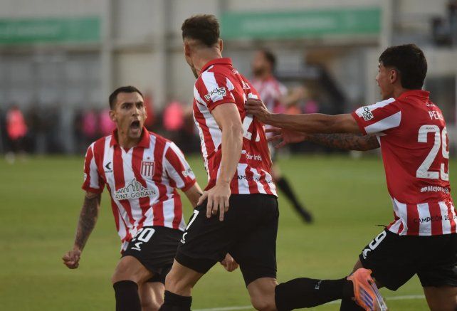 Estudiantes le ganó a Platense con un doblete de Pipa Alario y alzó el Trofeo de Campeones