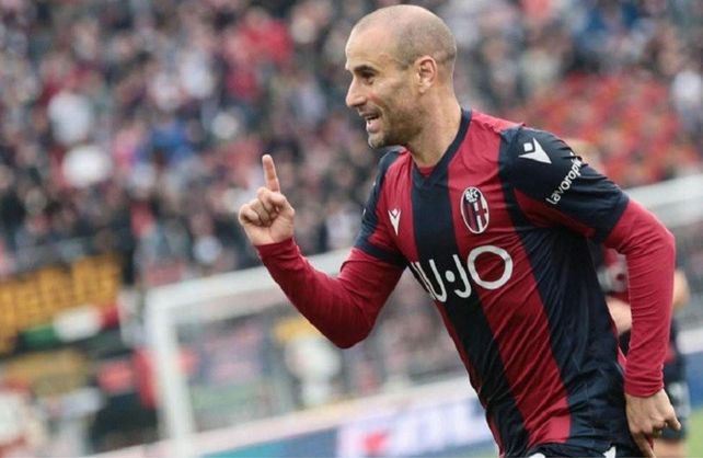 Con un gol de Rodrigo Palacio, Bologna goleó a Parma