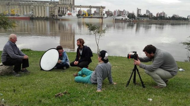 Marcos López en Alto Verde: retratos en la orilla del río