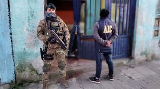 Kevin B. fue detenido el miércoles pasado en Garay al 5300. Hace un año y medio sobrevivió a una balacera en la que recibió un balazo en la cabeza.
