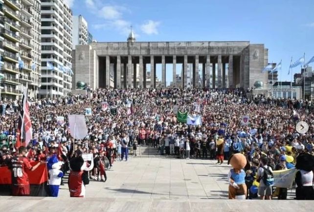 Más de 5.000 niñas y niños desfilarán el domingo