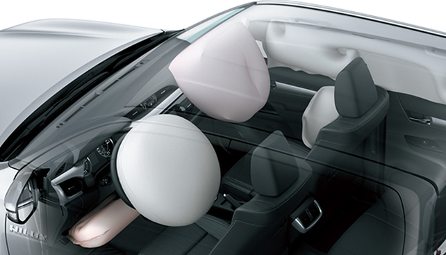 La Toyota Hilux viene equipada con siete airbags.