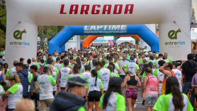 Cerca de 3 mil atletas participaron en el Maratón del Becario.