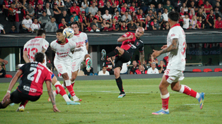 Cocoliso González ya sacó el zurdazo contra Unión. Newell’s tuvo otros momentos históricos complicados.&nbsp;