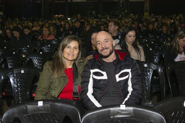 Mariela Calloni y Rodrigo Barrera