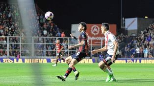 Patronato perdió con River en el estadio Grella y quedó muy complicado.
