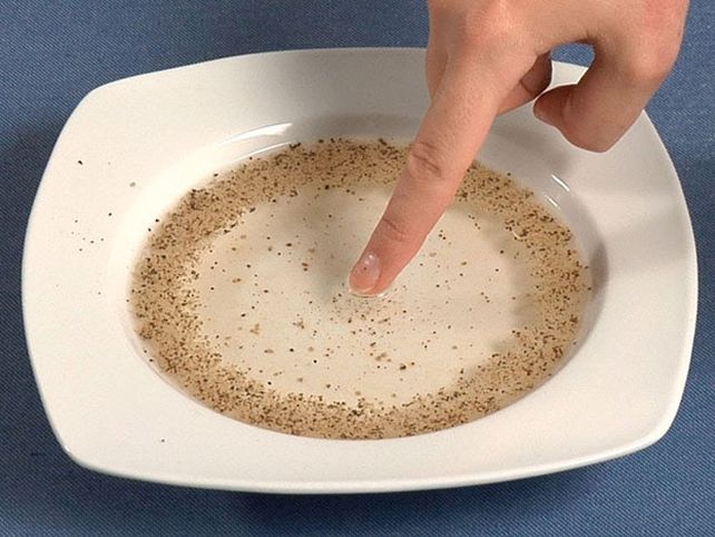 La pimienta que huye: conocé este experimento casero