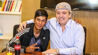 El presidente electo recibió a Brian y se puso su gorra