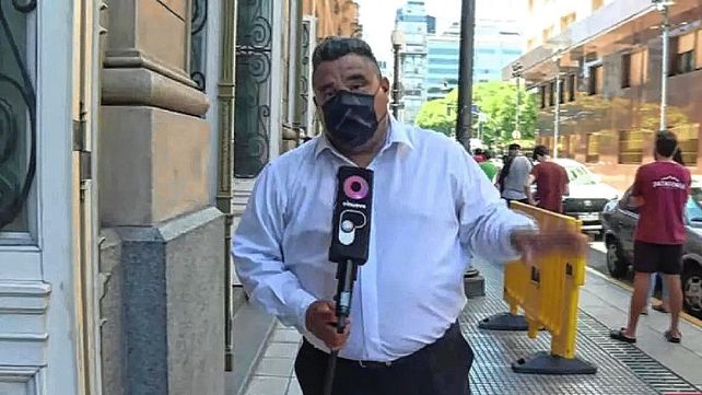 Cómo está Carlos Ferrara, el cronista que se desmayó en pleno aire