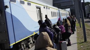 El Tren Rosario-Cañada de Gómez anda a media máquina
