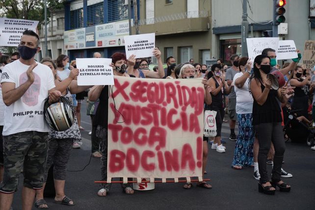 Multitudinario pedido por más seguridad en la zona oeste tras el crimen de Fernando Dipre