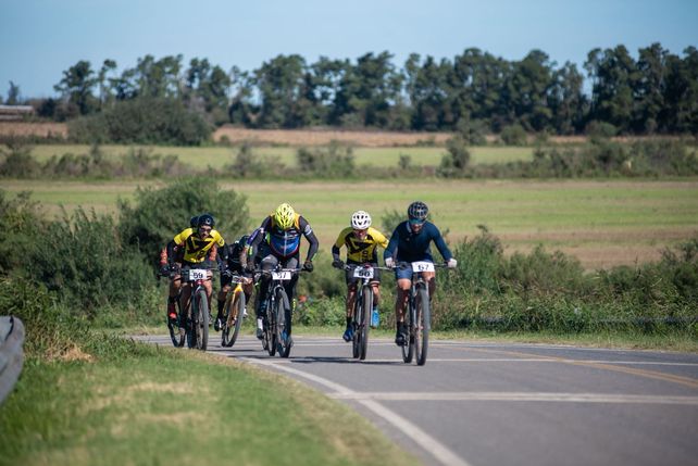 Más de 200 ciclistas participaron de la cuarta edición del Rural Bike