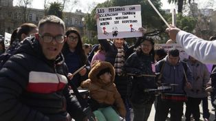 Las asociaciones que velan por los derechos de las personas con discapacidad se hicieron presentes para requerir respuestas urgentes ante la suspensión de la aplicación que determinó el Gobierno Nacional.